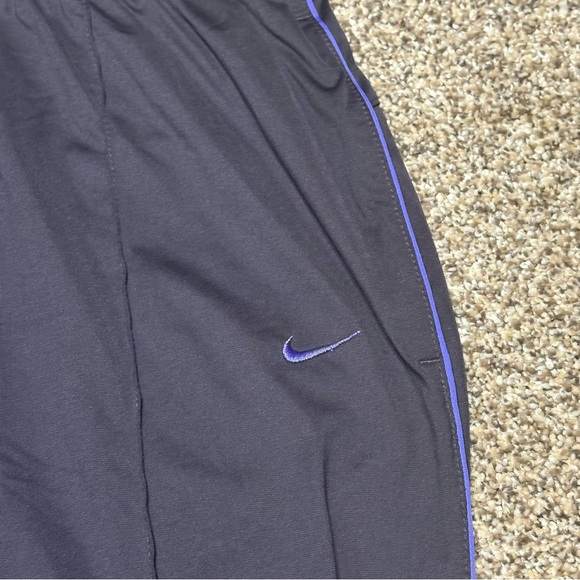 Nike Women’s XS Dark Purple Track Pants - Picture 4 of 11